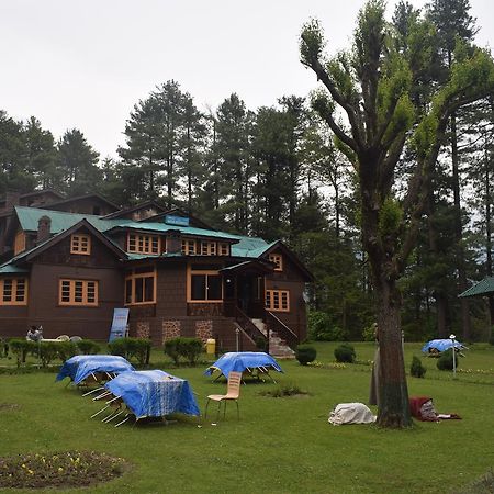Aksa Resort Pahalgām Exteriör bild