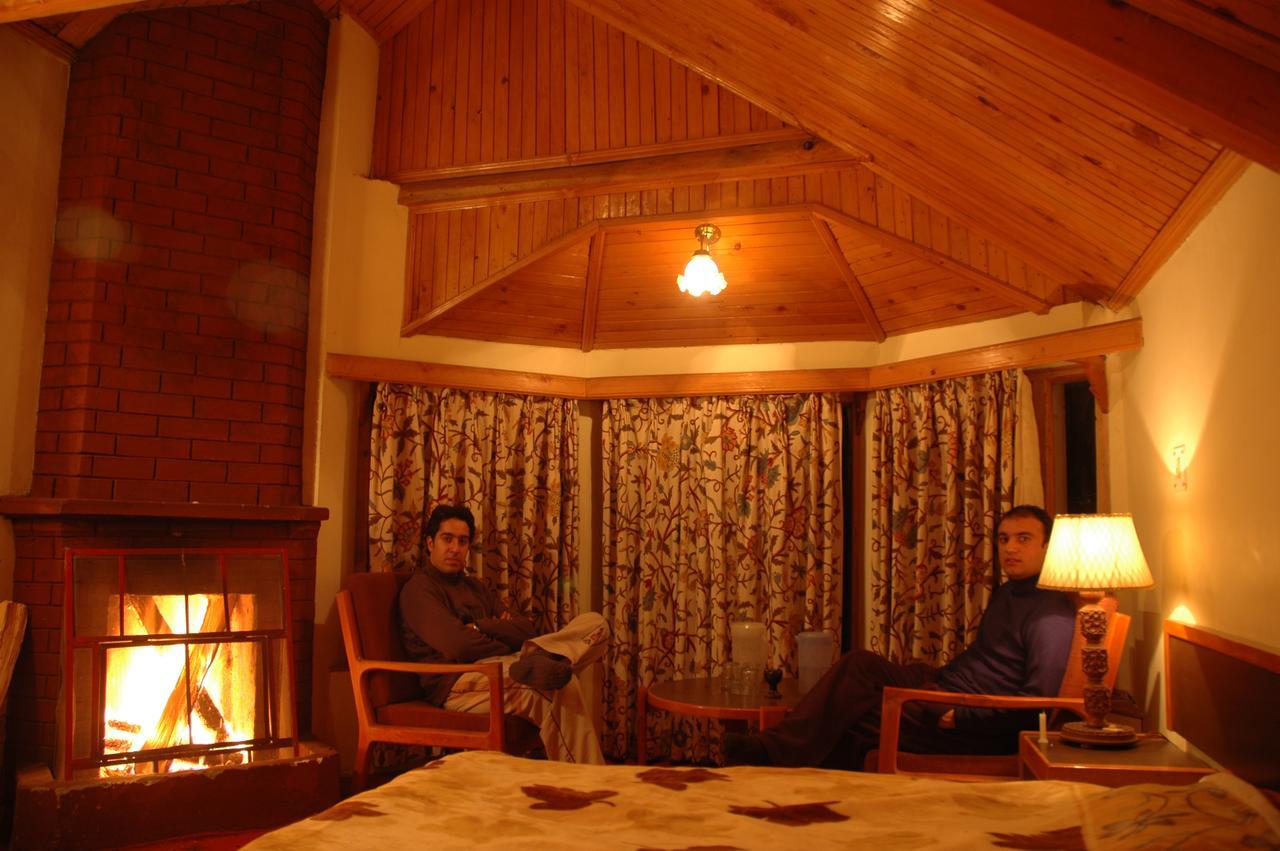 Aksa Resort Pahalgām Exteriör bild
