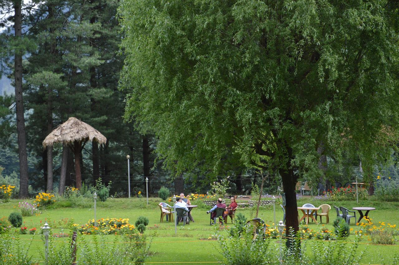 Aksa Resort Pahalgām Exteriör bild
