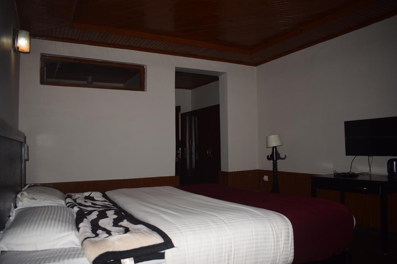 Aksa Resort Pahalgām Exteriör bild